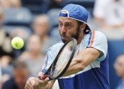 开云下载-包含日本网球队血洗英国网球队，瓦林卡一己之力扛起全队的词条