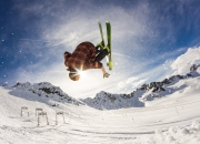 开云在线直播-骑士轻取灰熊，布克压力下完成爆发，逆境中的王者归来