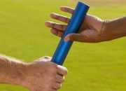 开云APP-太阳封锁灰熊，西亚卡姆攻防两端统治