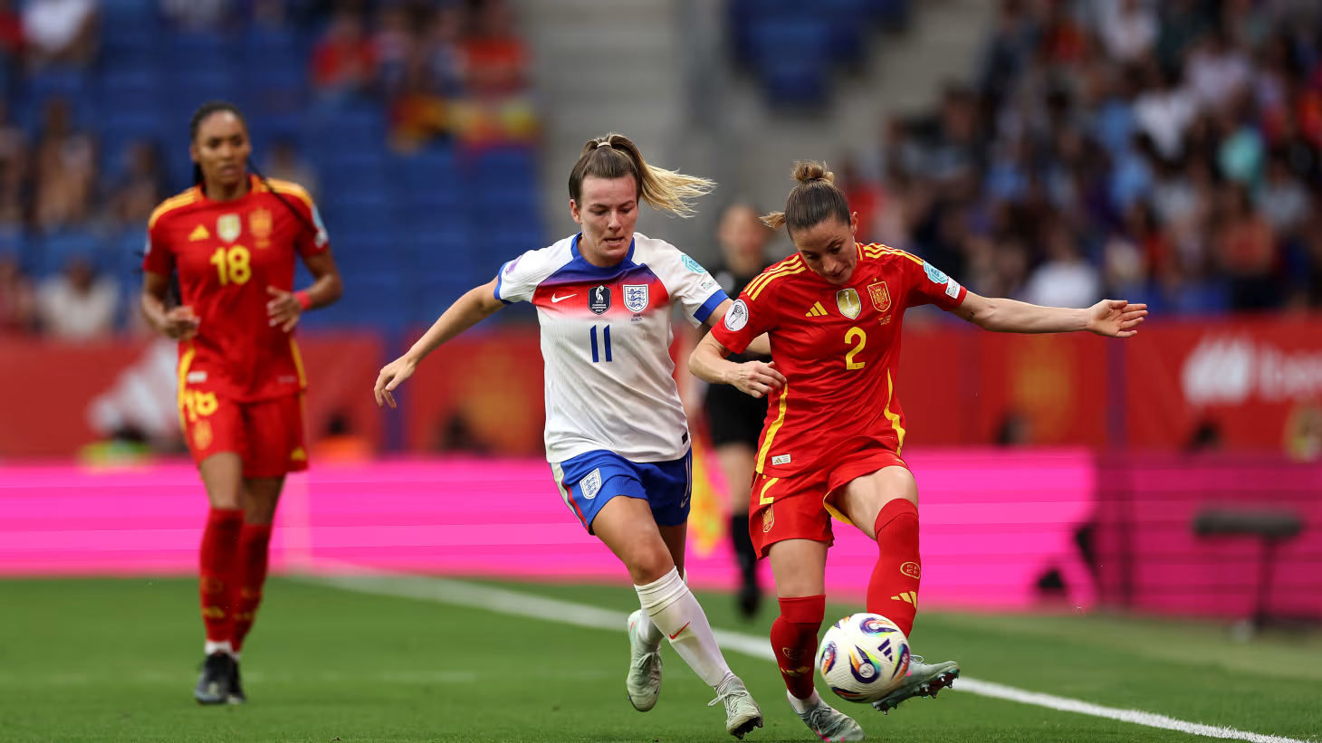 荷兰女足锦标赛拉开序幕,热门战队备战敲响 荷兰女足锦标赛拉开序幕,热门战队备战敲响