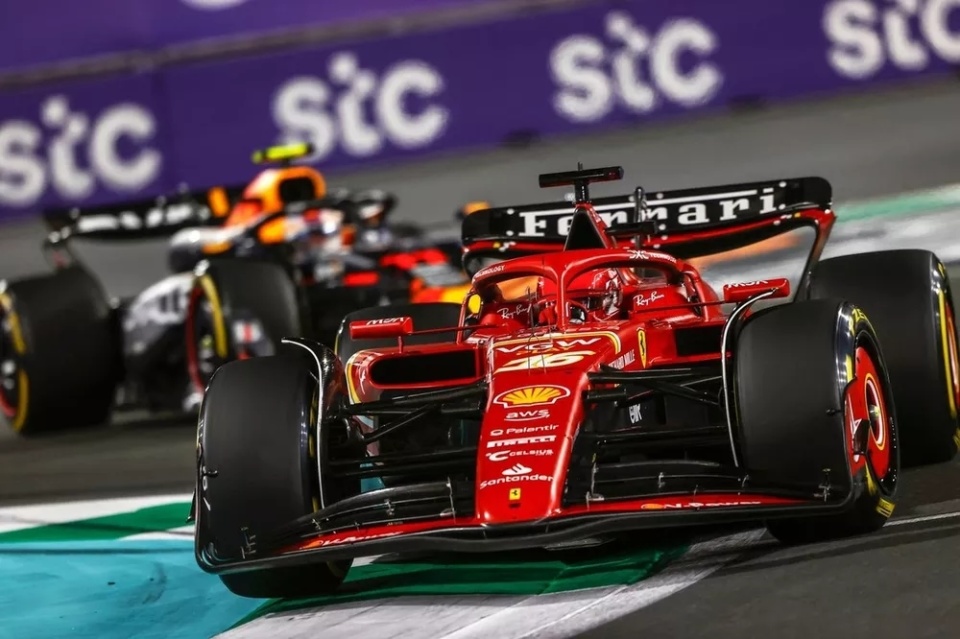 关于梅赛德斯碾压法拉利，勒克莱尔状态火热的信息