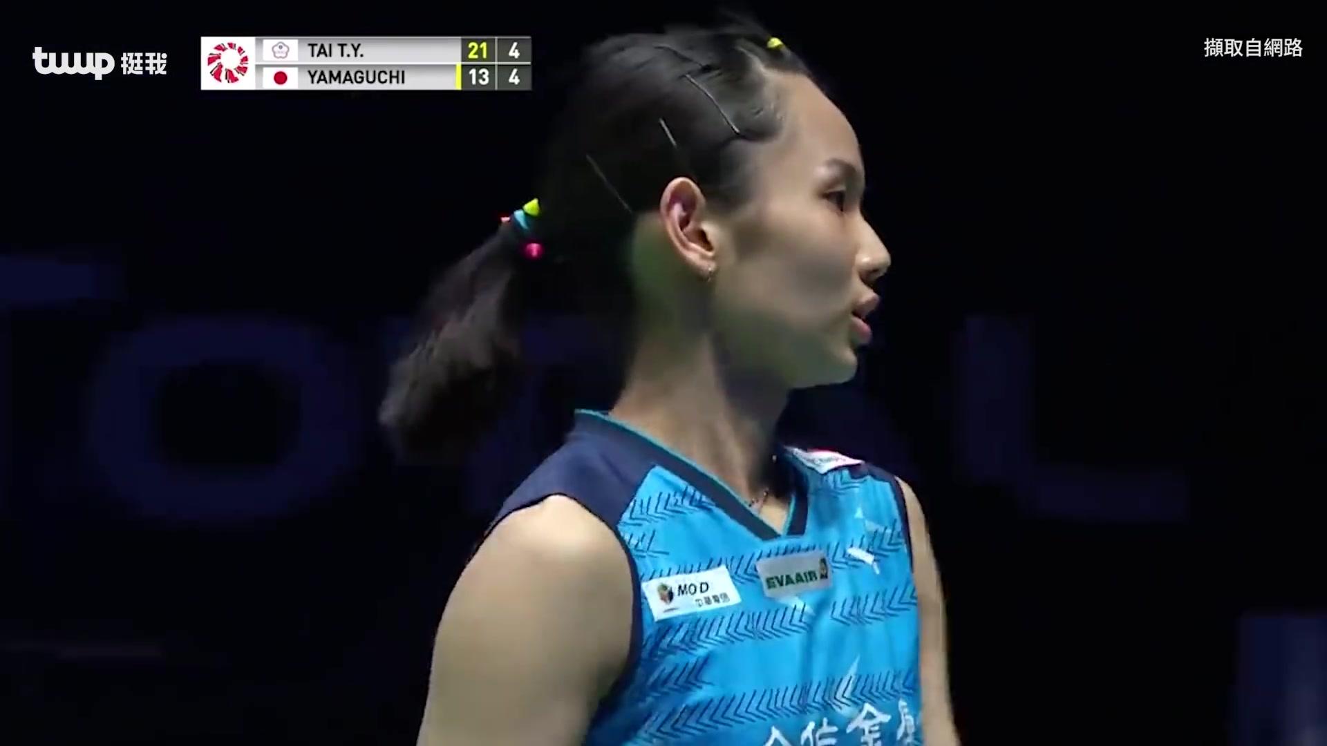 包含中国羽毛球队力克英格兰羽毛球队，戴资颖高光表现的词条