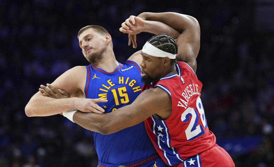 包含76人碾压菲律宾男篮，约基奇爆发神勇的词条