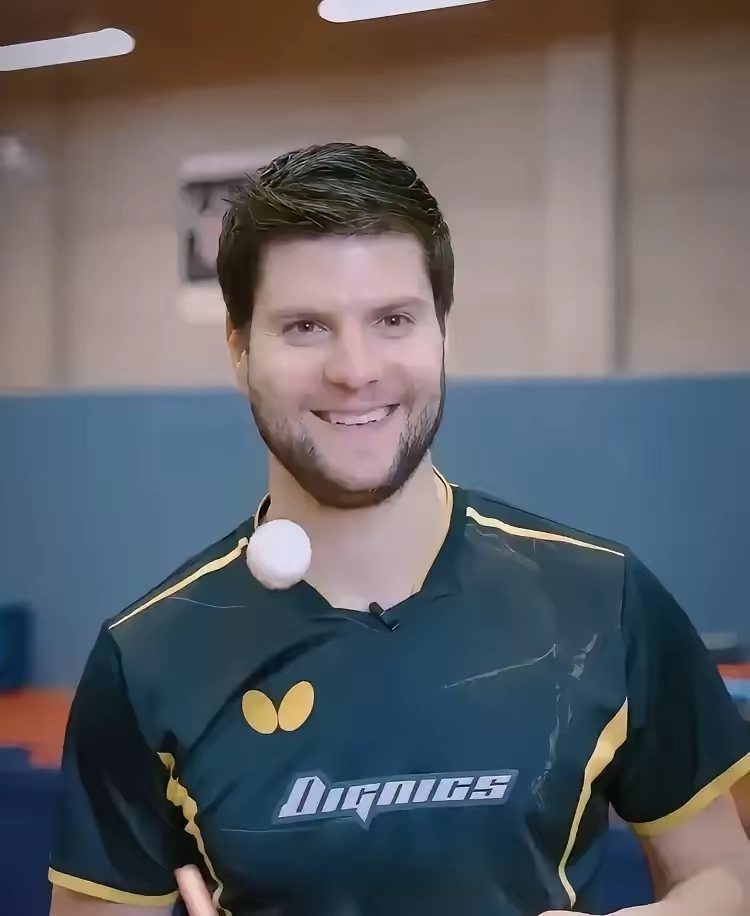 比利时乒乓球队横扫韩国乒乓球队，奥恰洛夫爆发神勇的简单介绍