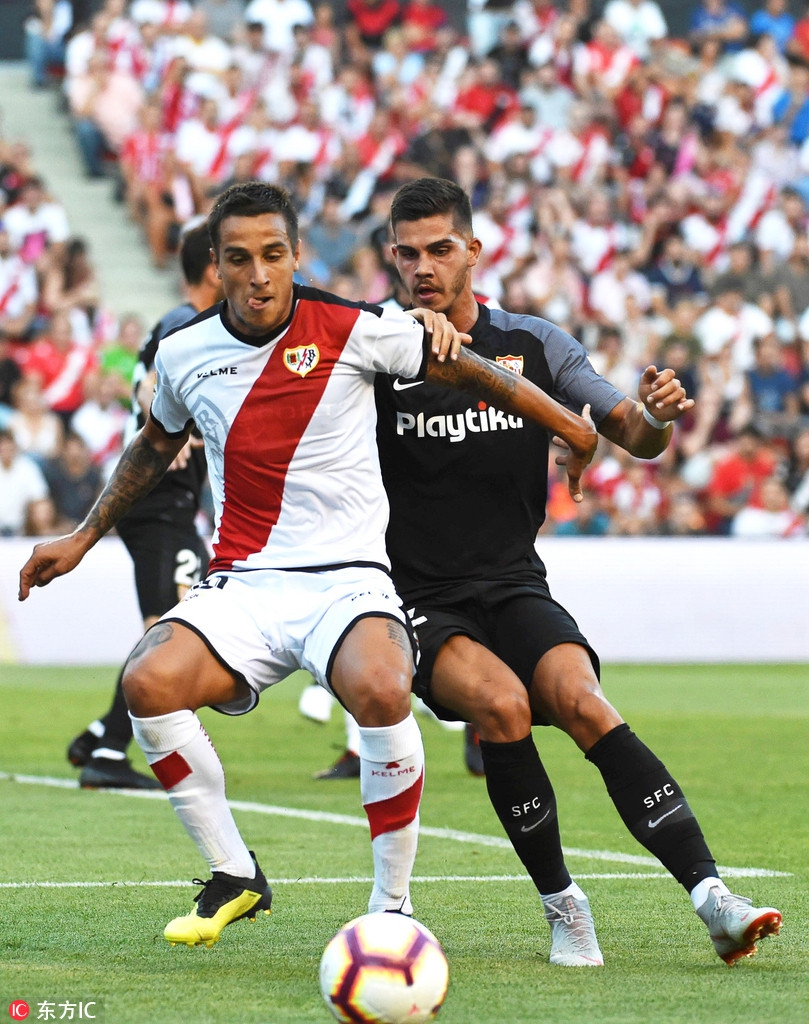 意大利逆转塞维利亚，科瓦契奇完成帽子戏法的简单介绍