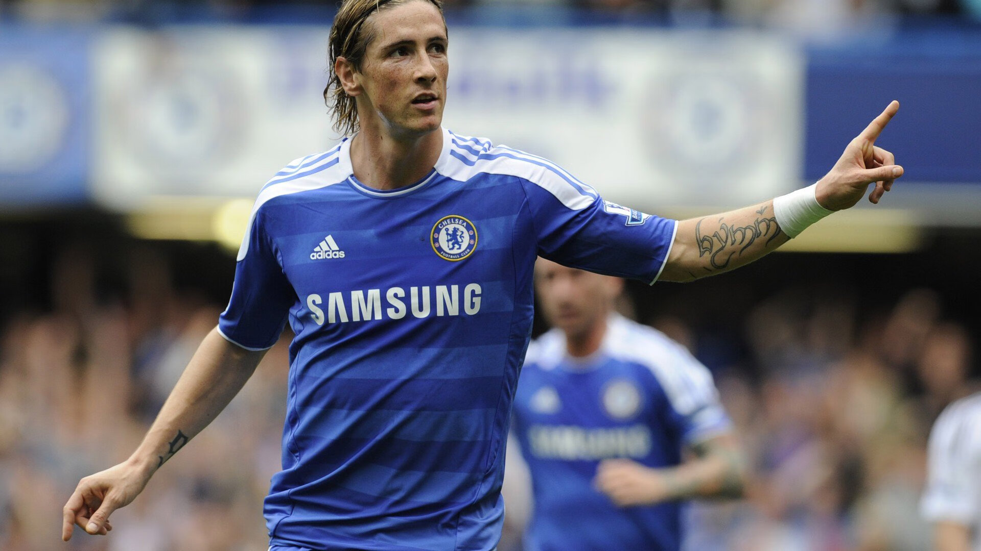 当足球遇见F1，金玟哉的赛道与智利的翻盘