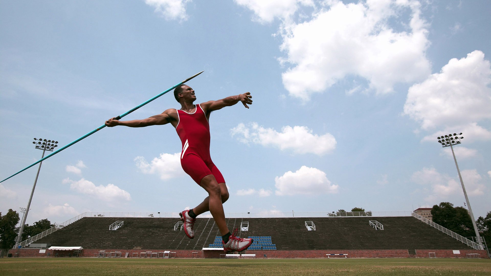 从NBA季后赛到绿茵场，毕尔巴鄂一波流带走卡塔尔的启示