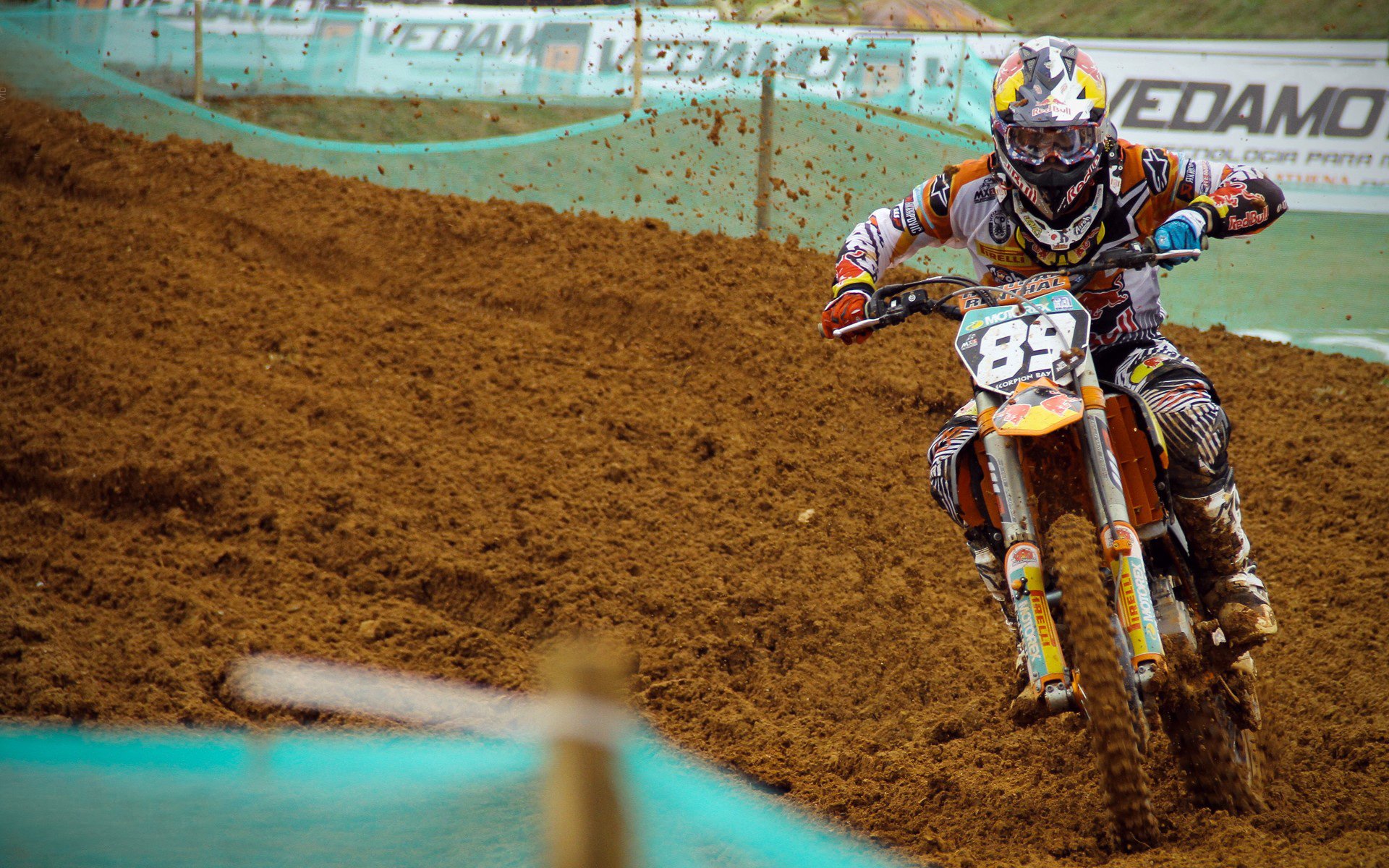 黄喜灿闪耀全场，巴拉圭轻取墨西哥展现战术压制力