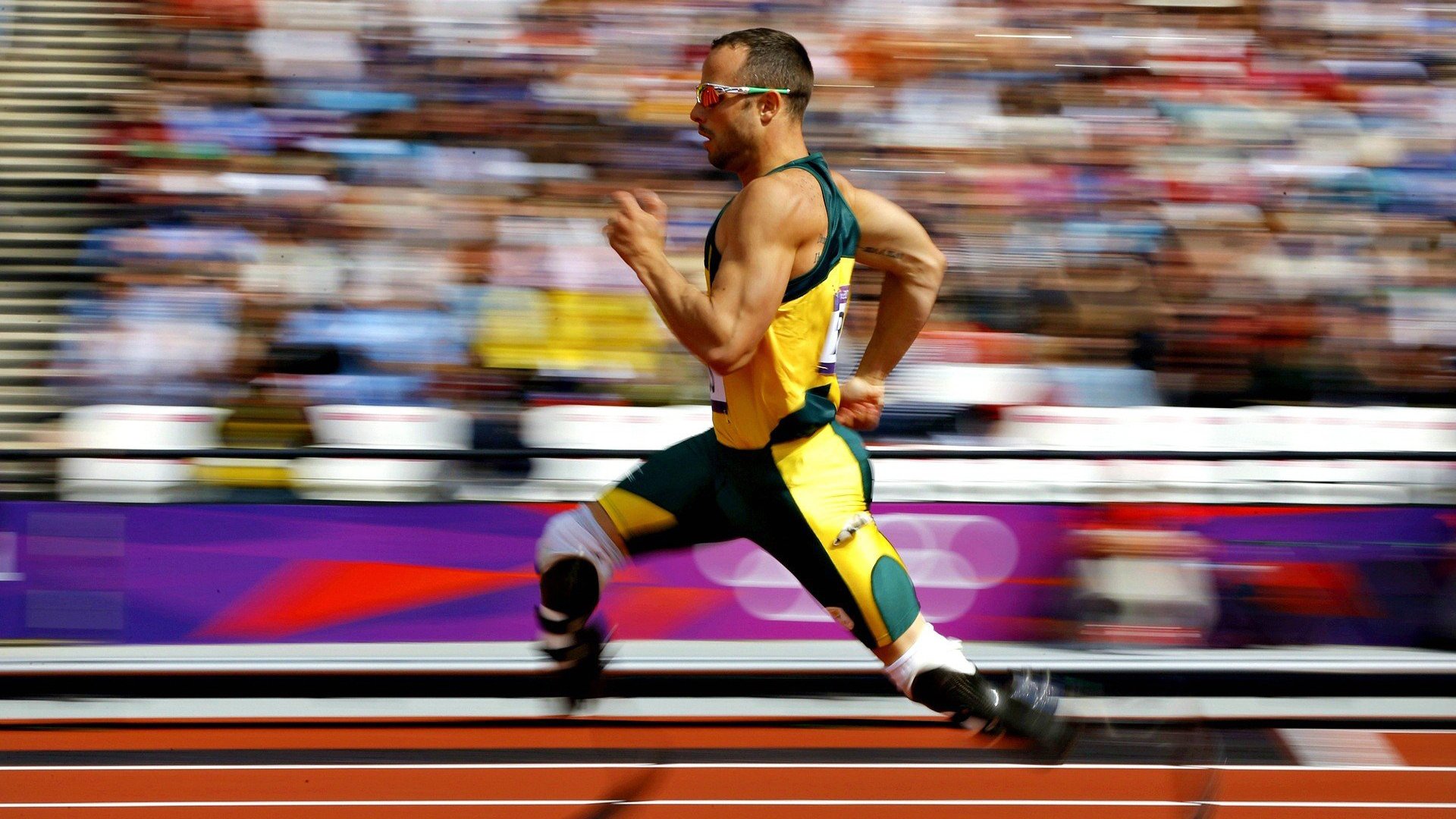 当马刺淘汰老鹰，从篮球场到F1赛道，乔治的接管艺术